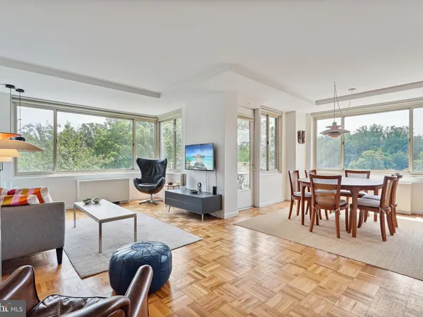 4000 Tunlaw Rd NW APT 621, Washington, DC 20007