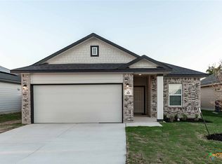 305 Jean St, Seguin, TX 78155