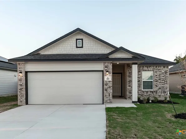 305 Jean St, Seguin, TX 78155