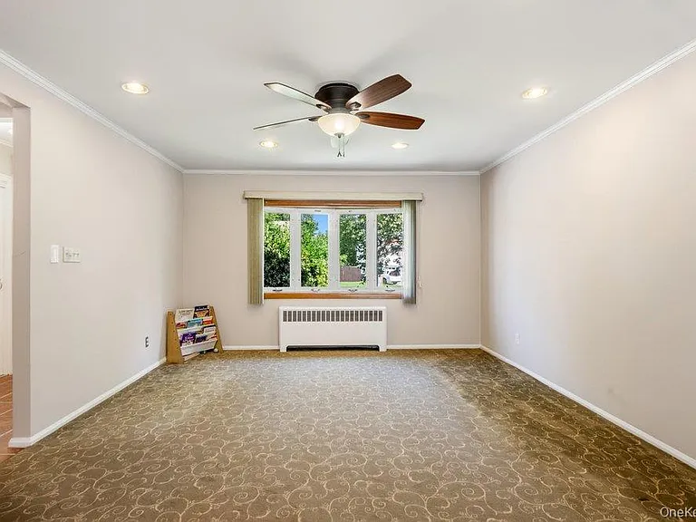 8 Radnor Ct — Photo 8