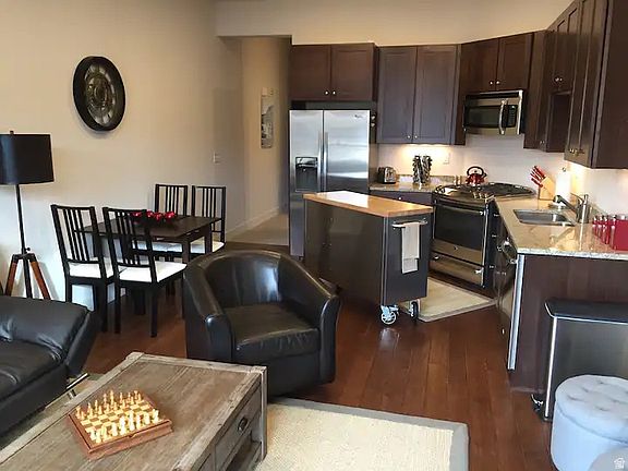 4th image of 6169 Park Ln S #9