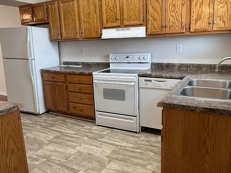60 Riley Manor Cir — Photo 4