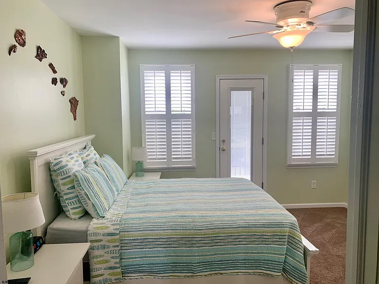 6512 Winchester Ave — Photo 11