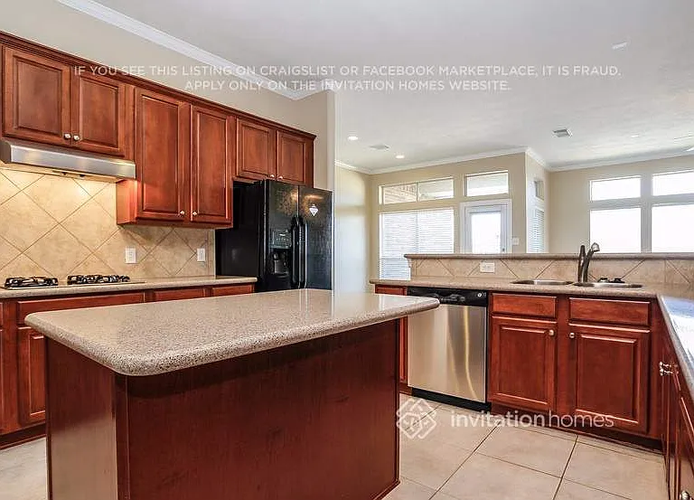 12111 Fall River Pass Ln — Photo 10