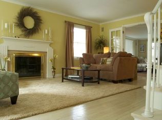 4181 Silsby Rd, University Heights, OH 44118