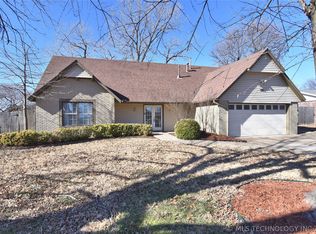 2520 S Hickory Ave, Broken Arrow, OK 74012