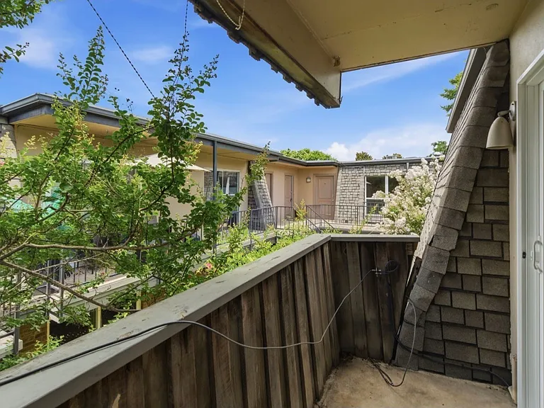 4112 Bowser Ave #205 — Photo 29