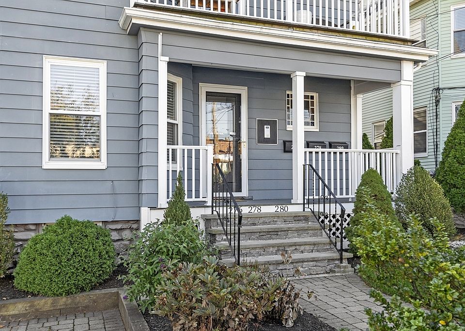 1st image of 276 Belmont St #1