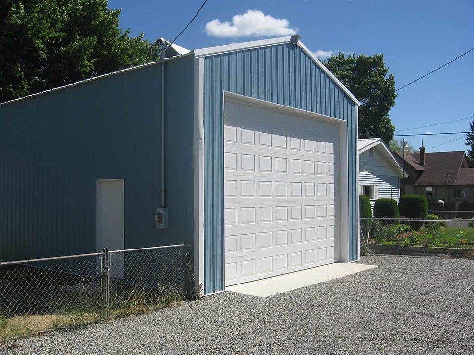 2nd image of 2624 E Nebraska Ave
