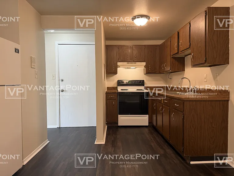 1823 Badger St #8 — Photo 6