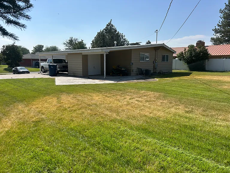 202 Pleasant Way — Photo 11