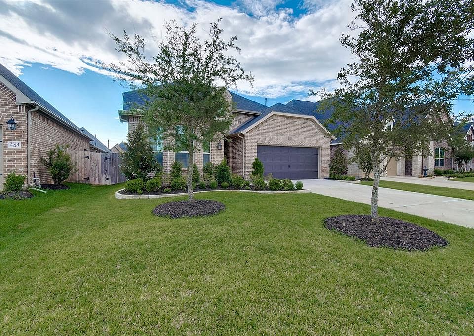 1st image of 2310 Angel Trumpet Dr
