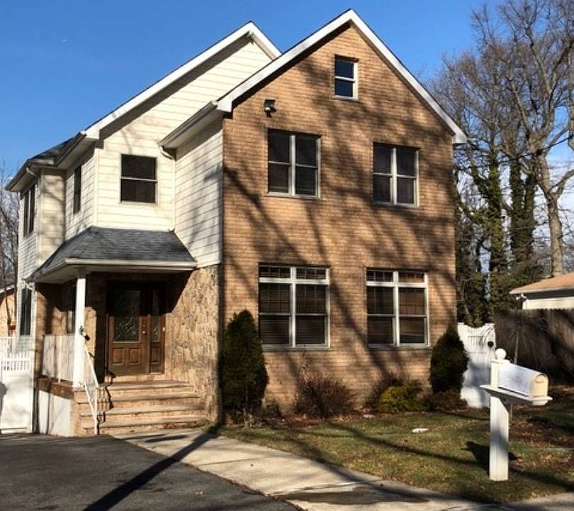 1st image of 165 Edgegrove Ave