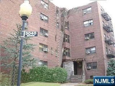 3060 Edwin Ave APT 4J, Fort Lee, NJ, 07024