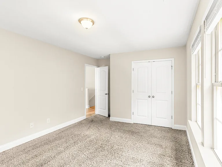 118 Hemlock Green Ln — Photo 27
