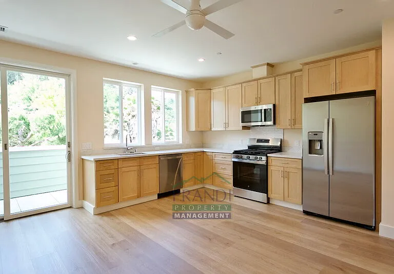 10 E Crescent Dr #A — Photo 4