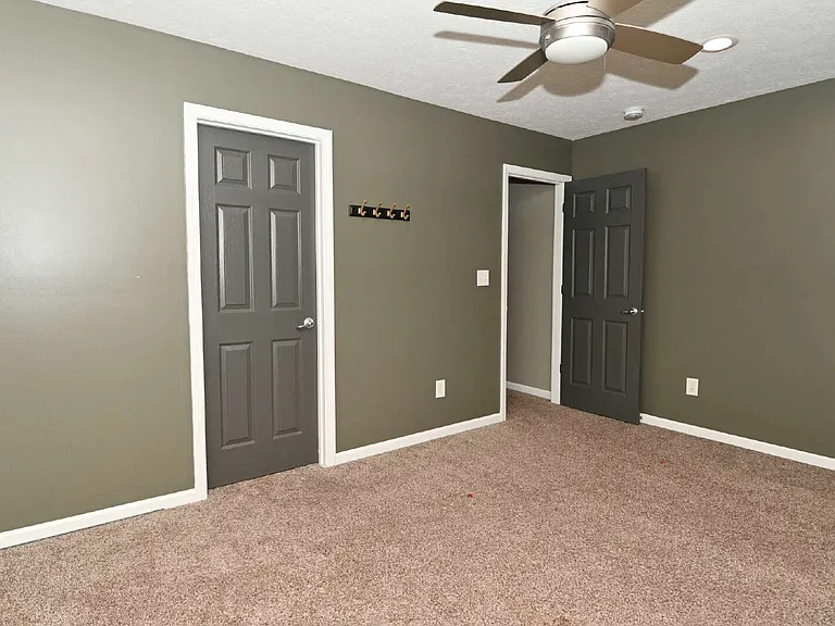 8405 Swift Ct — Photo 36