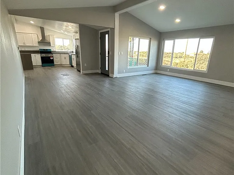 10421 El Centro Rd — Photo 12