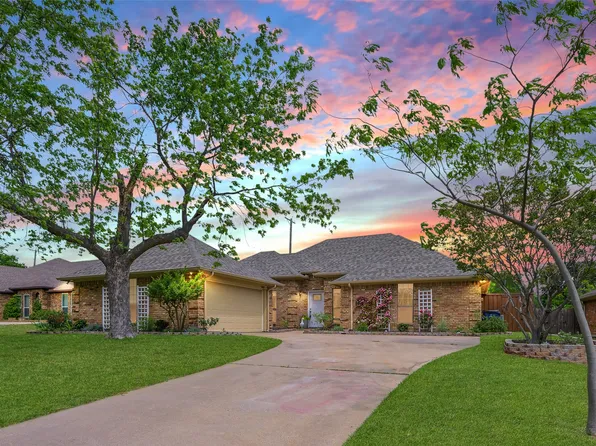 8148 Bobwhite Dr, Frisco, TX 75034