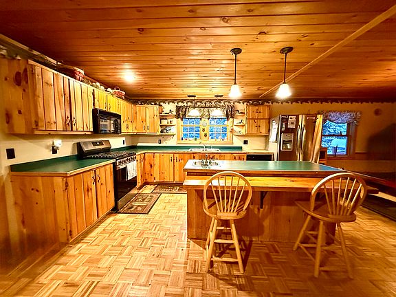 2nd image of 96 Trail Rd