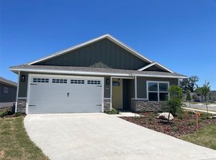 1447 SW 67th Dr, Gainesville, FL 32608