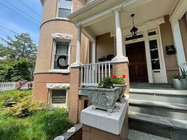 1425 Allison St NW #C — Photo 30