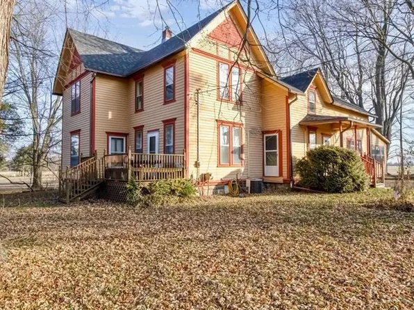 1409 S Geeck Rd, Corunna, MI 48817
