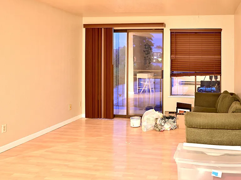 1006 N 43rd St #201 — Photo 14