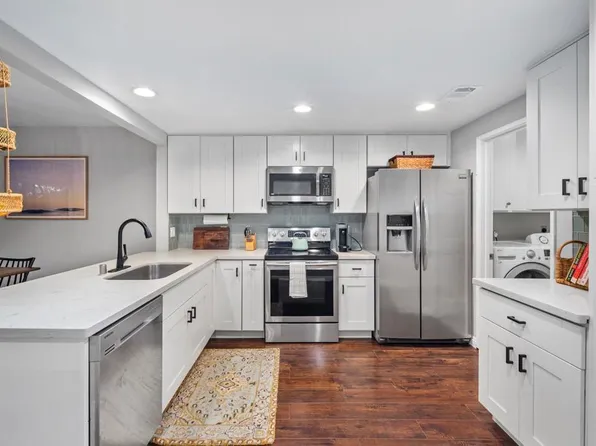 3012 Avenida Christina, Carlsbad, CA 92009