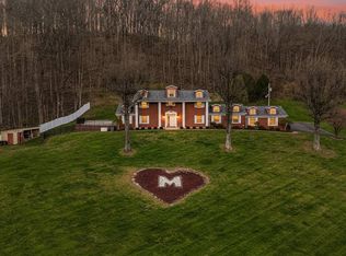 182 Scratchers Run Rd, Fairmont, WV 26554