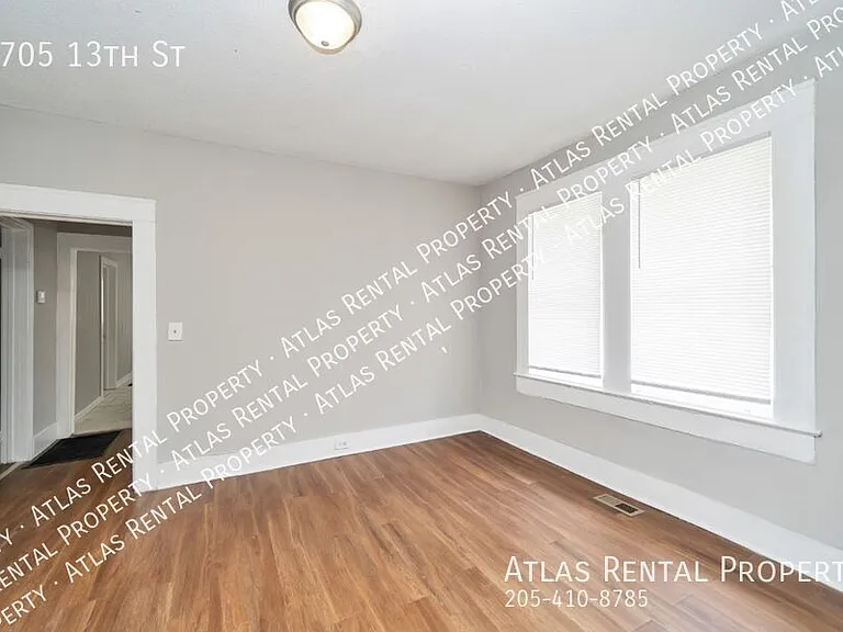 2705 13th St — Photo 9