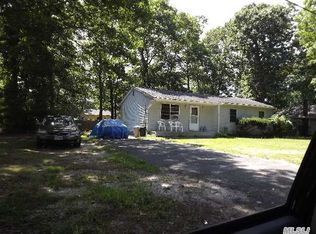 120 Wood Ave, Mastic, NY 11950