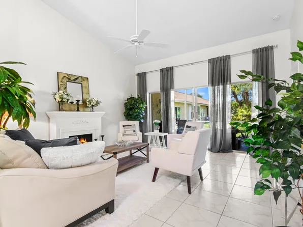 6392 Long Key Lane, Boynton Beach, FL 33472