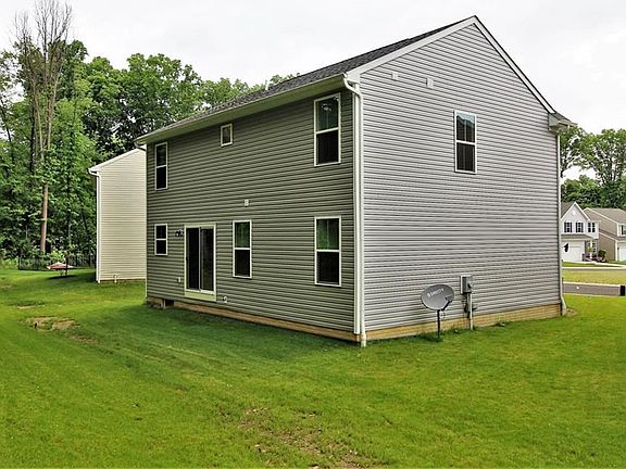 2nd image of 138 Westwood Cir