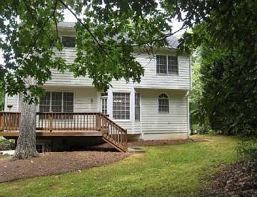 3rd image of 2505 Woodbrook Ct