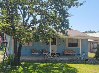 323 Apache Dr N, Somerville, TX 77879