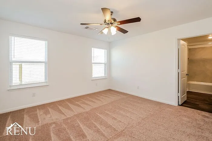 101 Fox Glen Trl — Photo 10