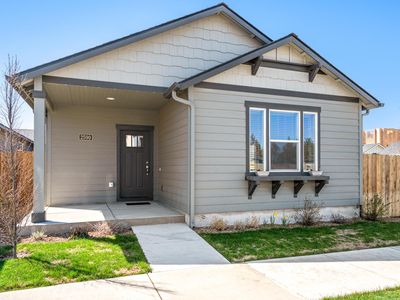 2590 NW Teak Pl, Redmond, OR, 97756