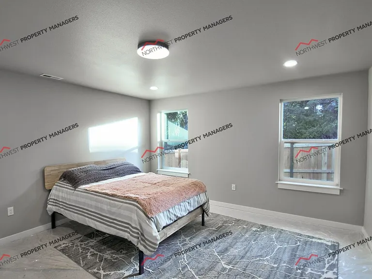 101 Sycamore Ln — Photo 15