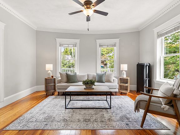 4th image of 171 Savin Hill Ave #2