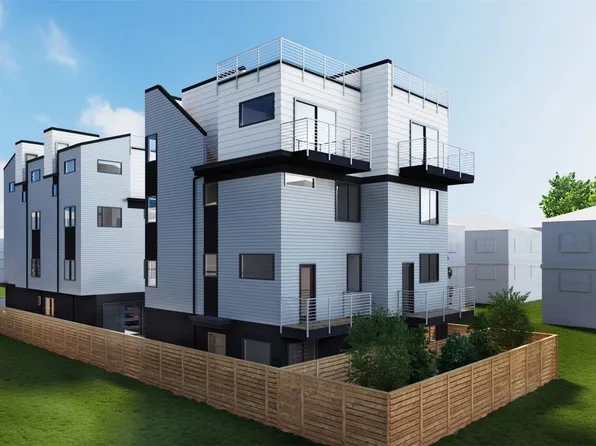 9025 C 13th Avenue NW, Seattle, WA 98117