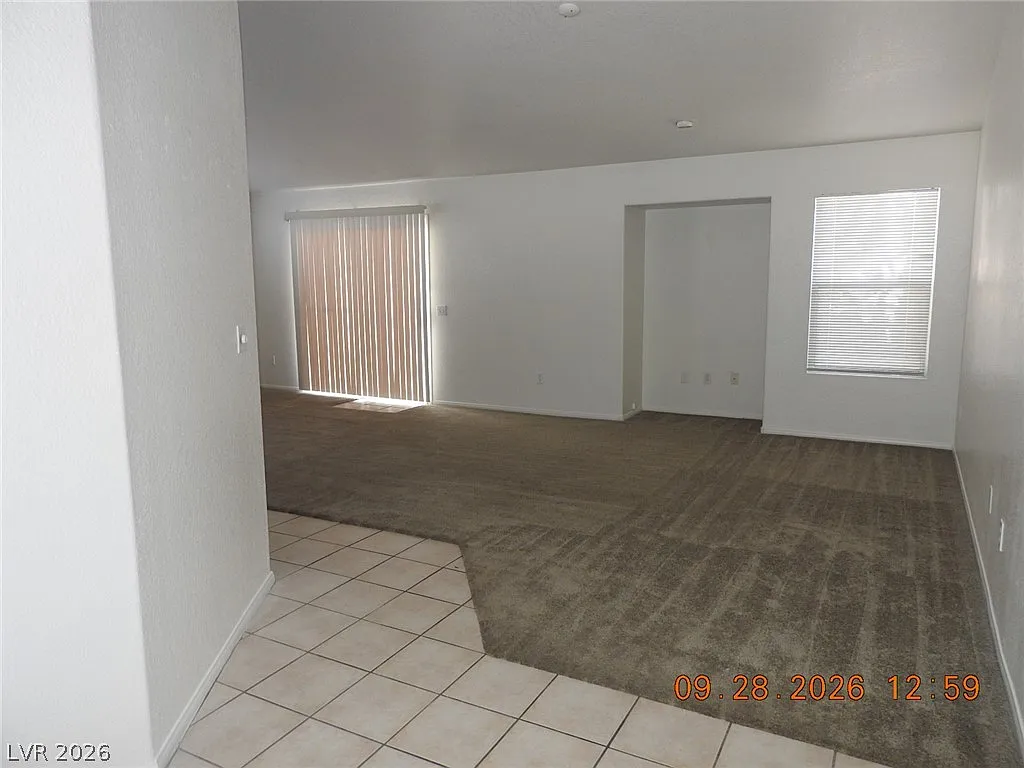 3 bed, 2.0 bath, 1462 sqft, $1,750 — Photo 4