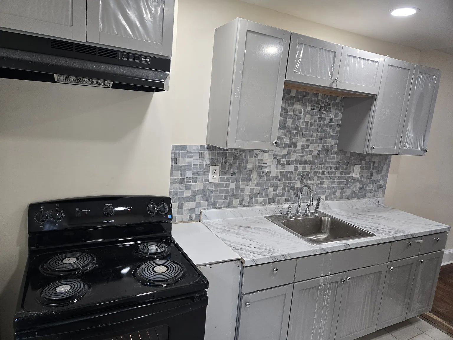 323 N Redfield St #1 photo 1