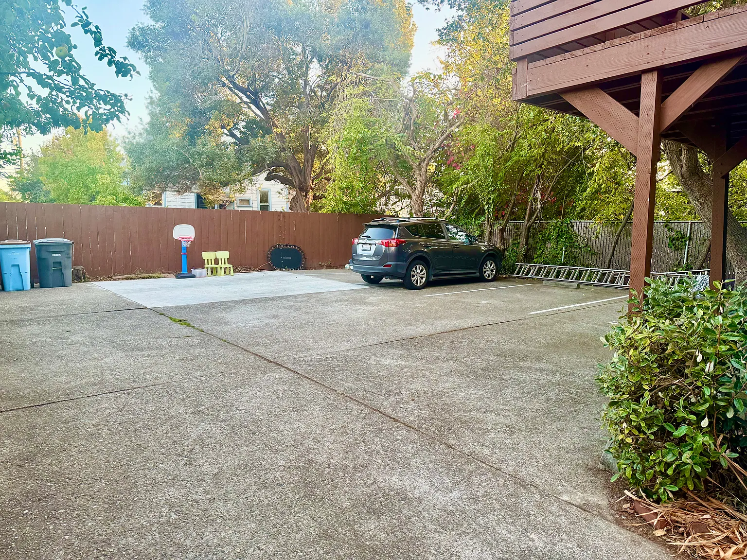 1650 Tyler St — Photo 3