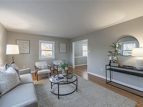 3rd image of 4511 Deertrail Dr