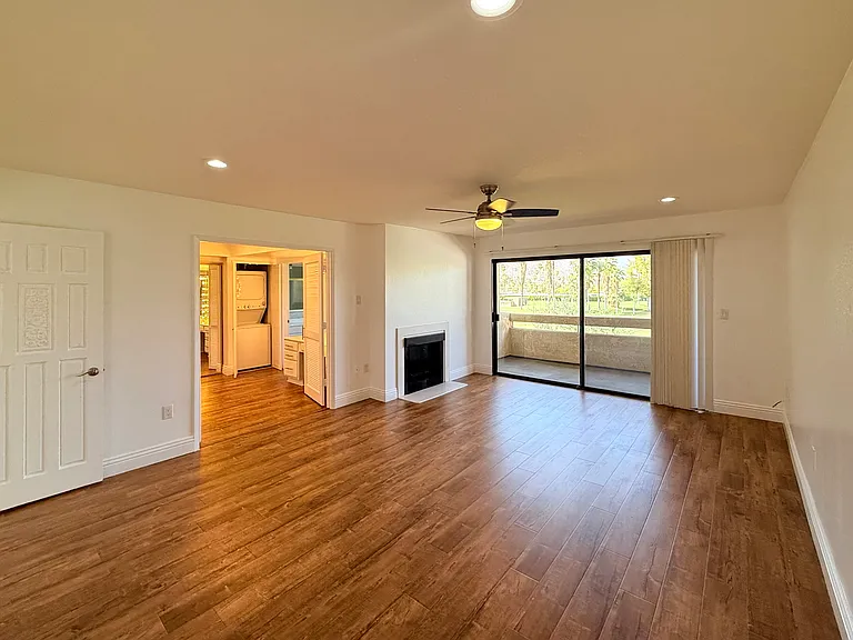 Canyon Villas — Photo 24