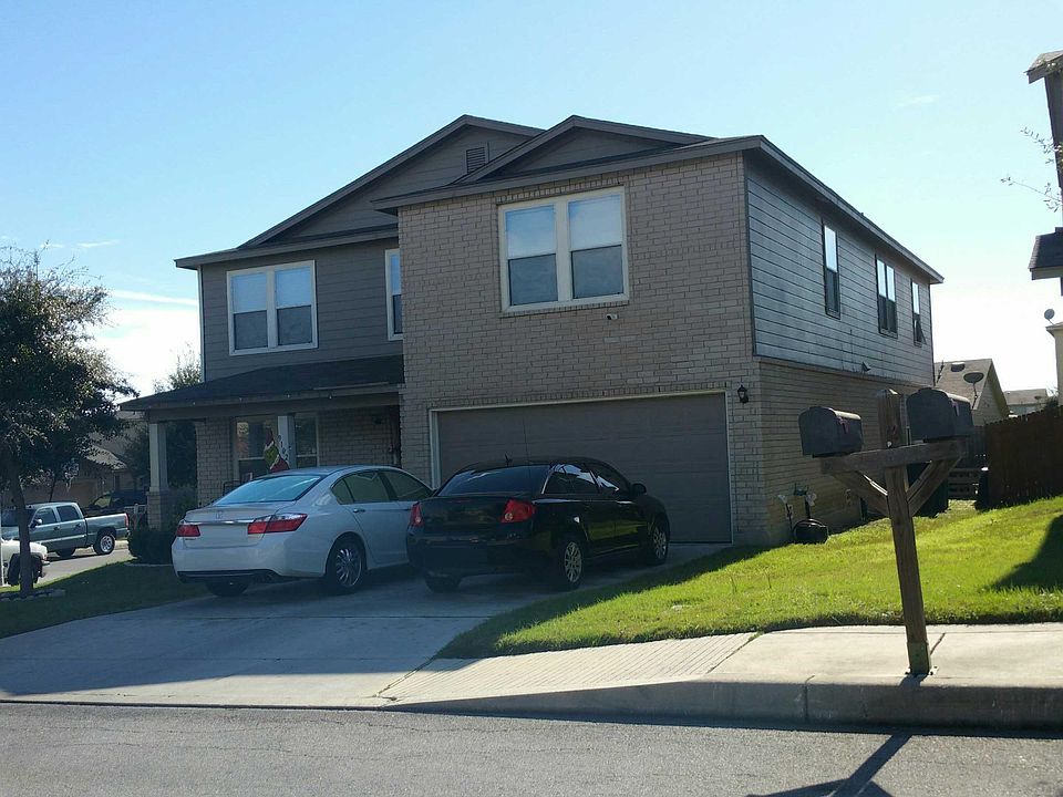 2nd image of 9102 Beech Grv