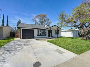830 Fairway Dr, West Sacramento, CA 95605