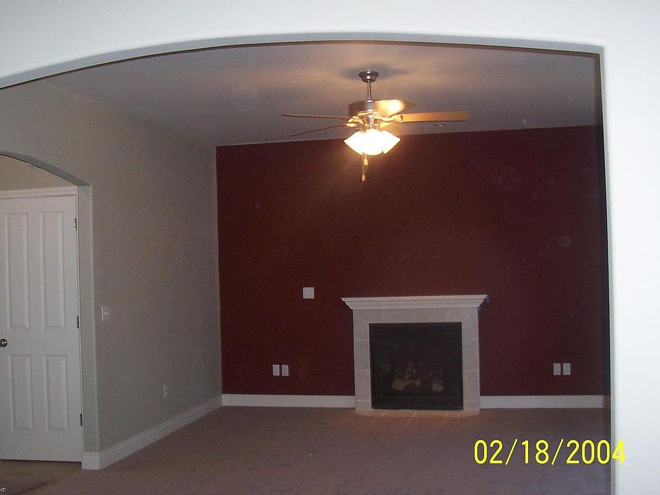 2nd image of 2895 E Tamarack Ave