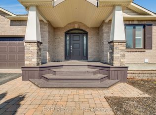6645 Tommary Dr, Ottawa, ON K4P1G8